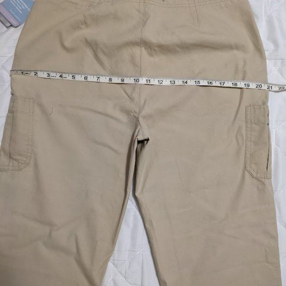 Docker's Capri Pants - Size 12 - Picture 7 of 9